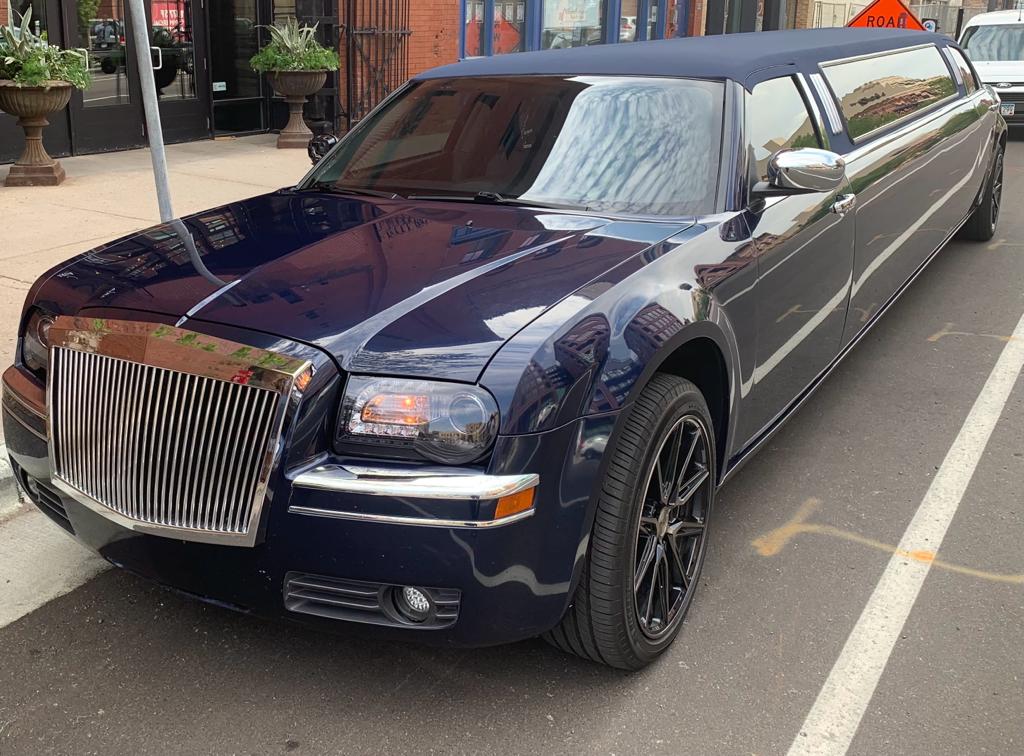 Chrysler 300 Touring Stretch Limo Service