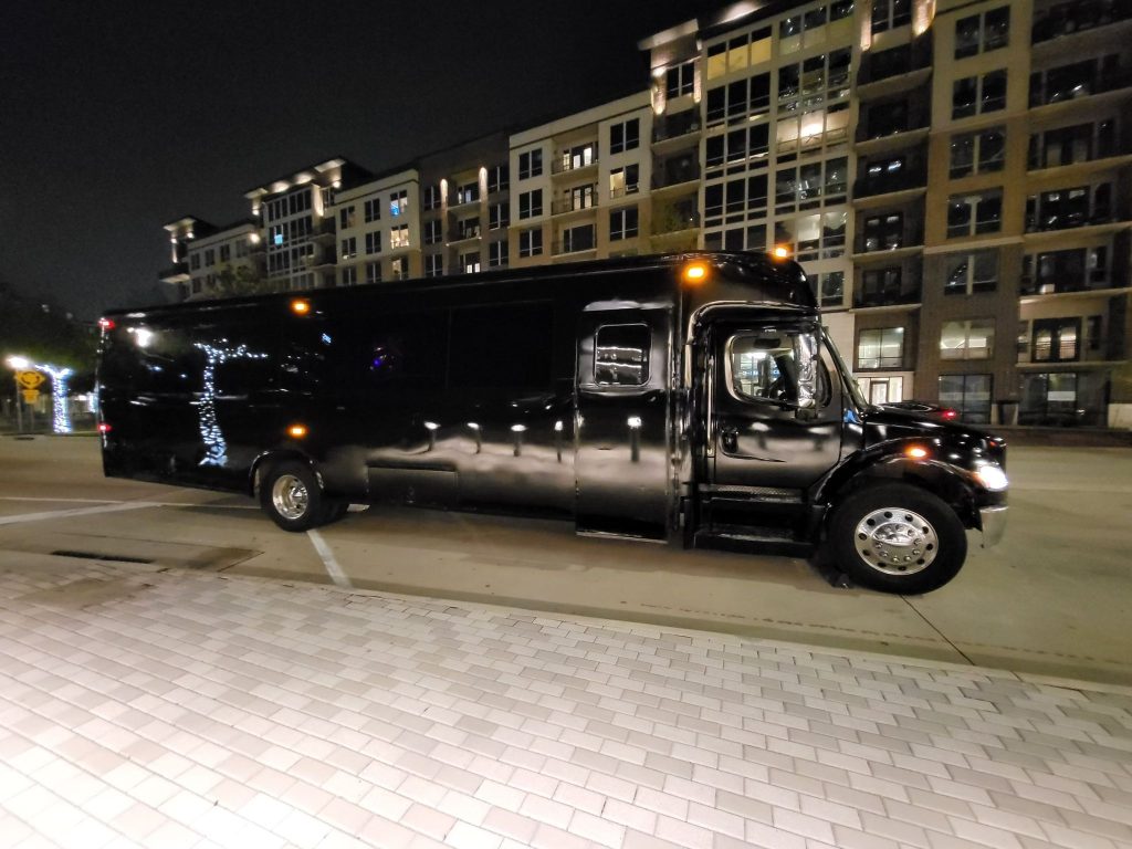 35 Passengers Party Bus